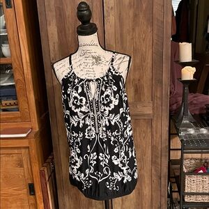 INC International Concepts Black & White Floral Halter Camisole